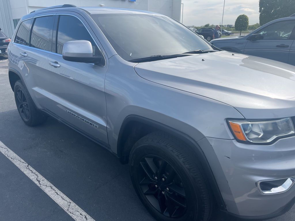 Thumbnail: 2020 Jeep Grand Cherokee - 3