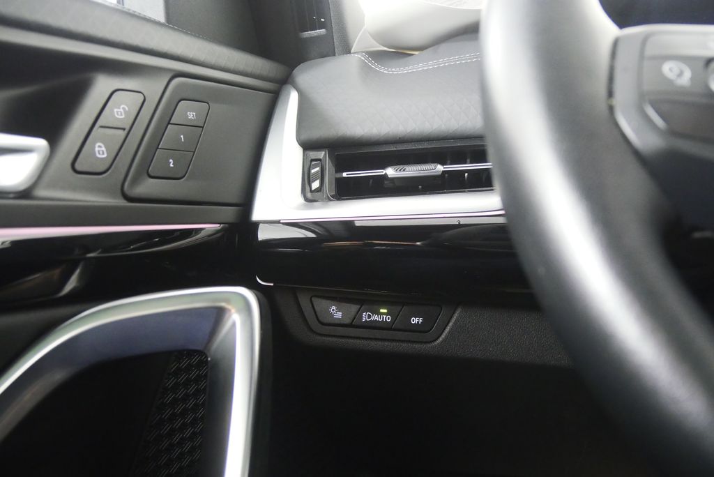 Thumbnail: 2024 BMW X2 - 19