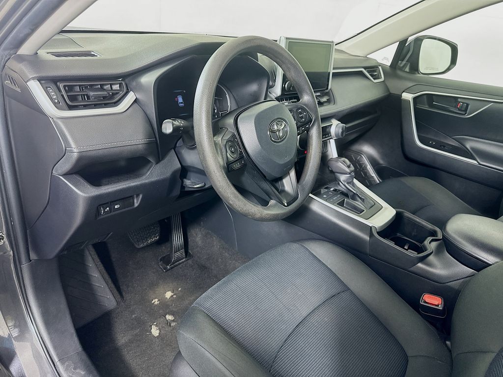 Thumbnail: 2023 Toyota RAV4 - 9