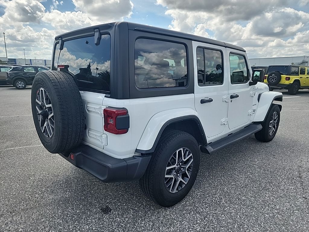 2024 White Jeep Wrangler Sahara 4X4 SUV
