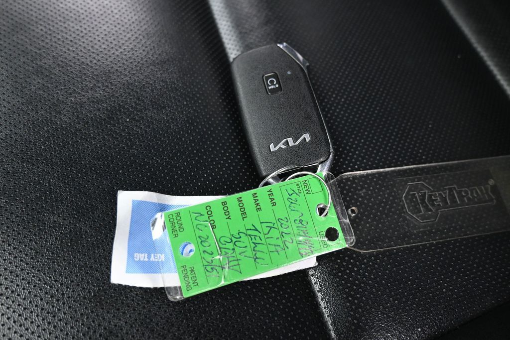 Used 2022 Gravity Gray Kia LX image 23