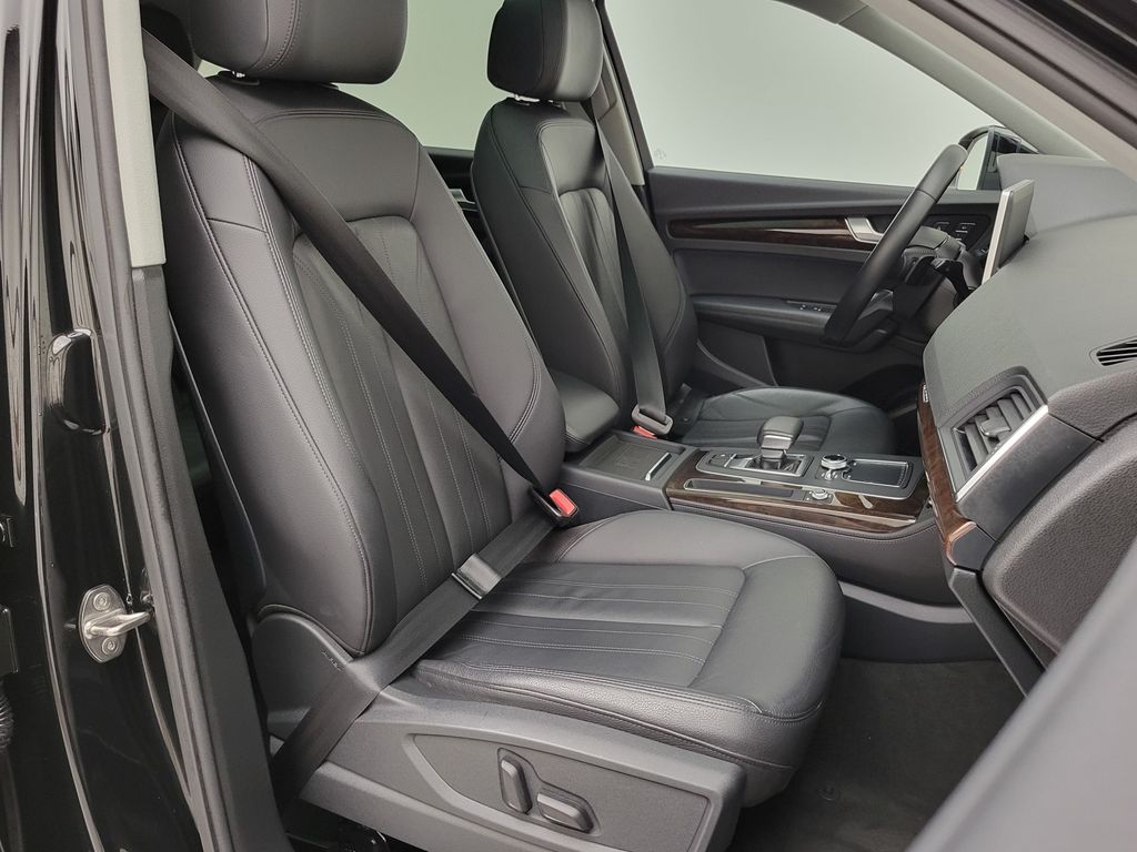 Thumbnail: 2019 Audi Q5 - 13