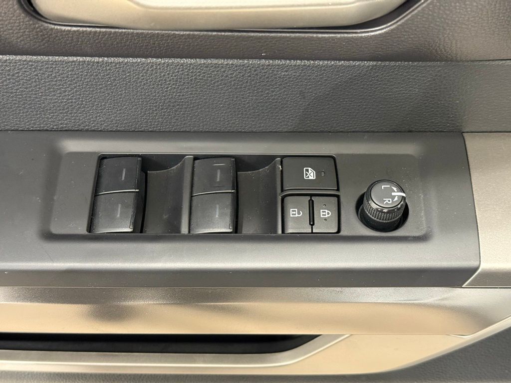 Thumbnail: 2024 Toyota Tundra - 14