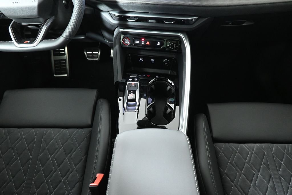 Thumbnail: 2025 Audi SQ5 - 19