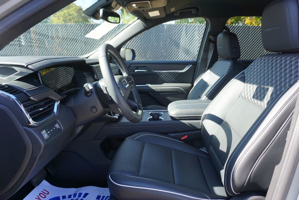 Thumbnail: 2024 GMC Acadia - 24