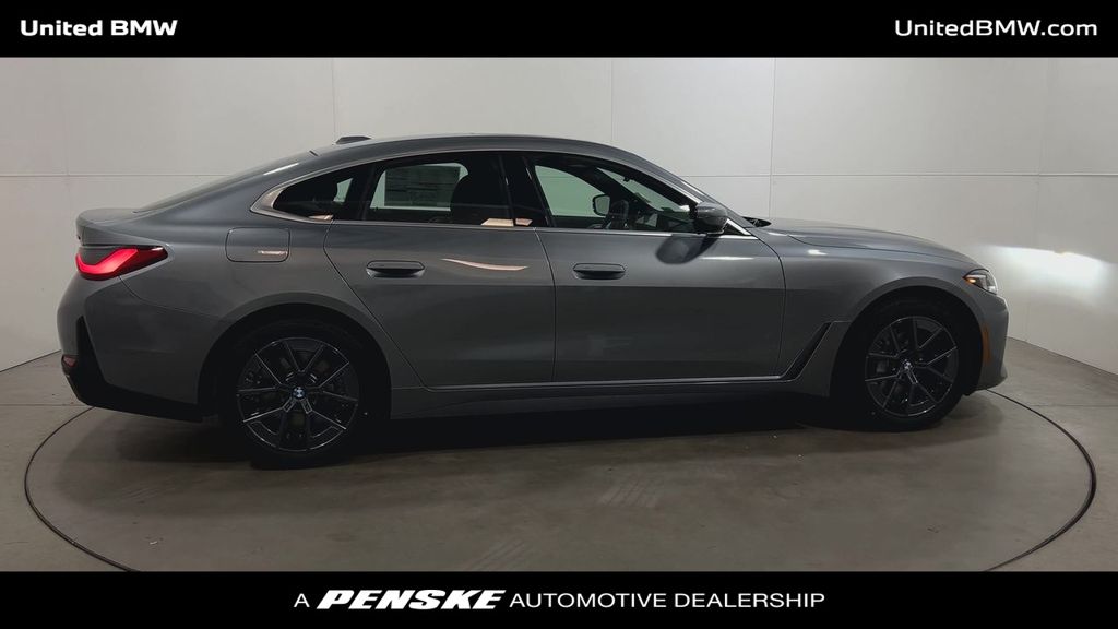 2025 BMW i4 eDrive40 9