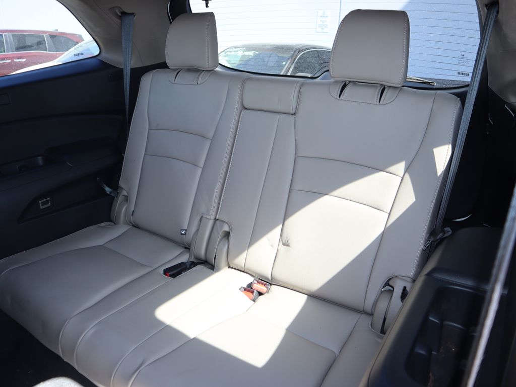 Thumbnail: 2019 Honda Pilot - 11