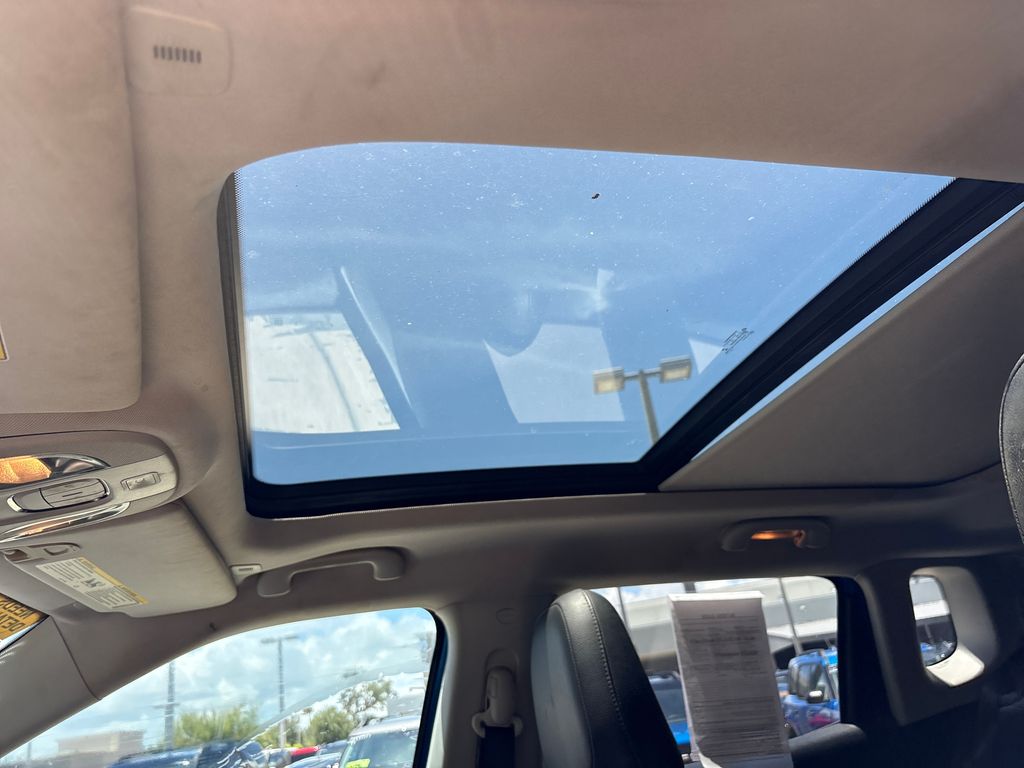Certified Used 2018 Blue Jeep Trailhawk image 9