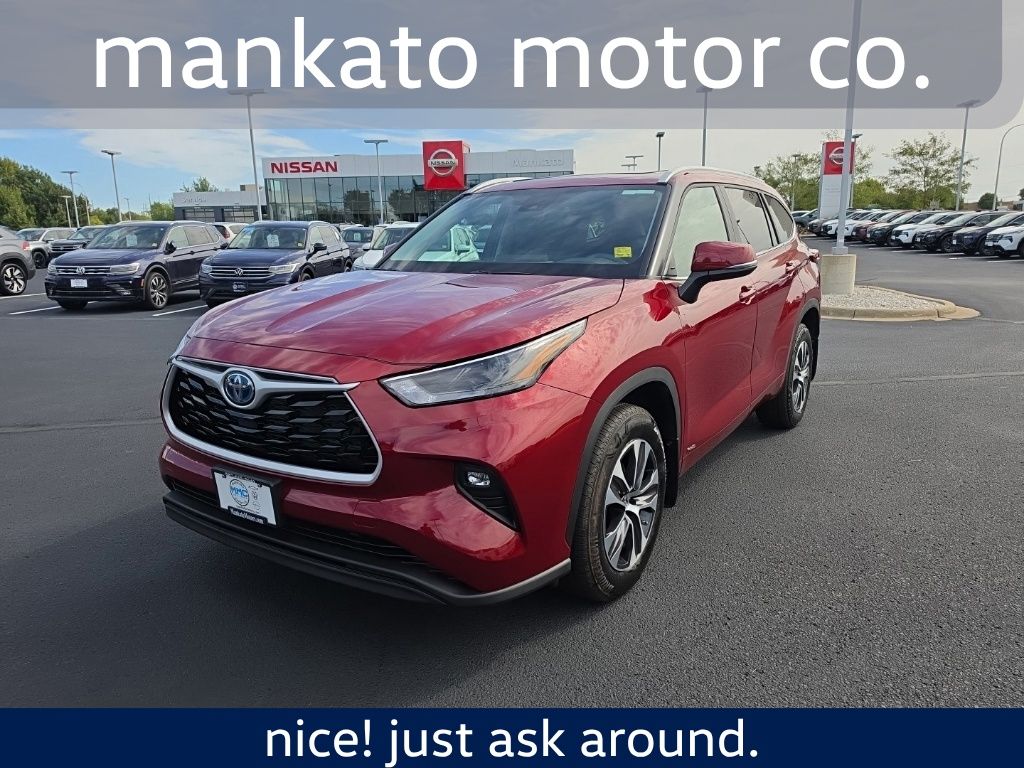 Red (Ruby Flare Pearl) 2023 Toyota Highlander Hybrid SUV / Crossover All-Wheel Drive Continuously Variable Transmission