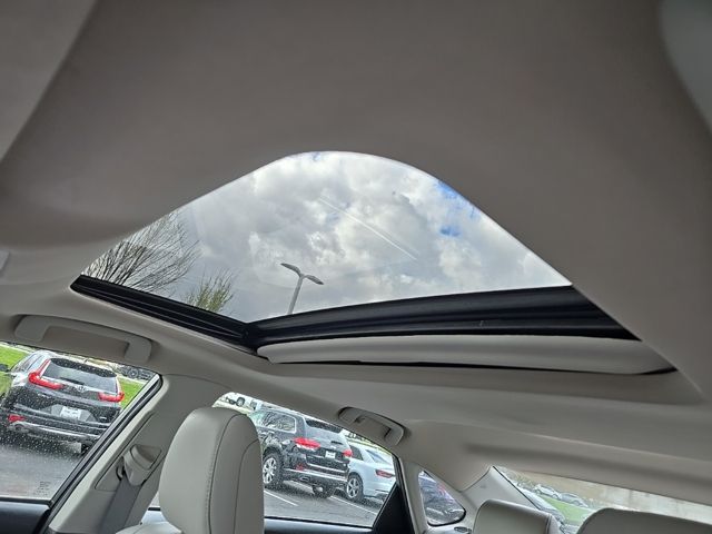 2013 Toyota Avalon Touring 17