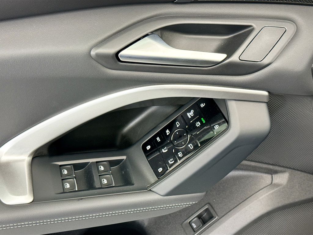 Thumbnail: 2026 Audi Q5 - 22