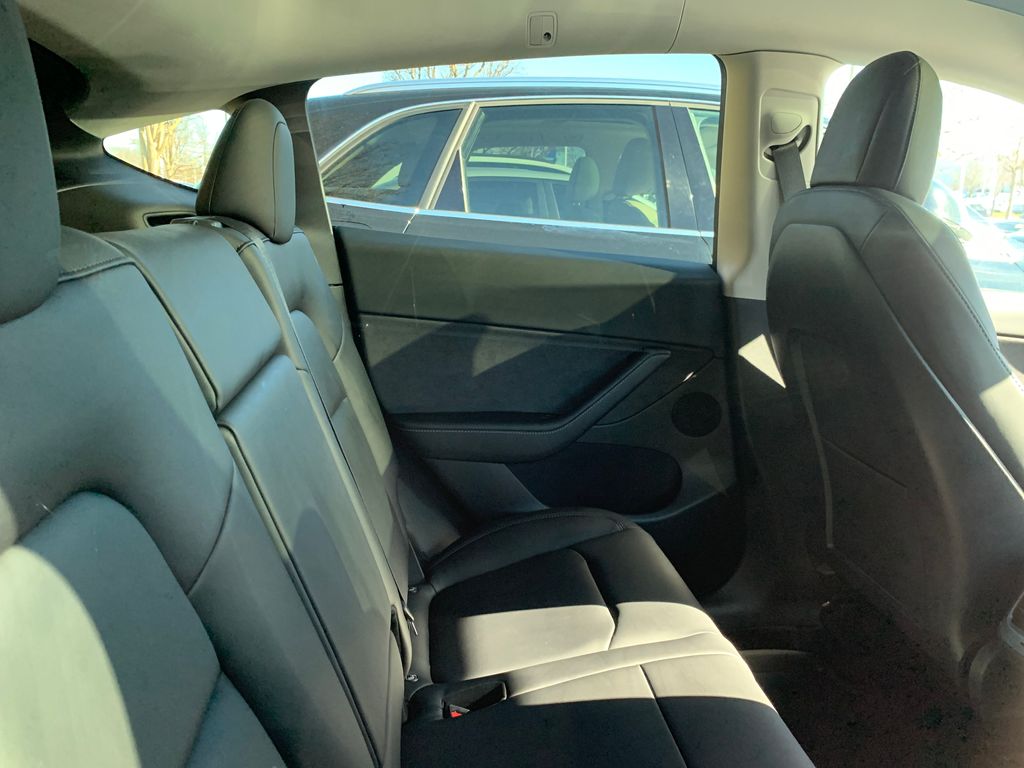 Thumbnail: 2022 Tesla Model Y - 11