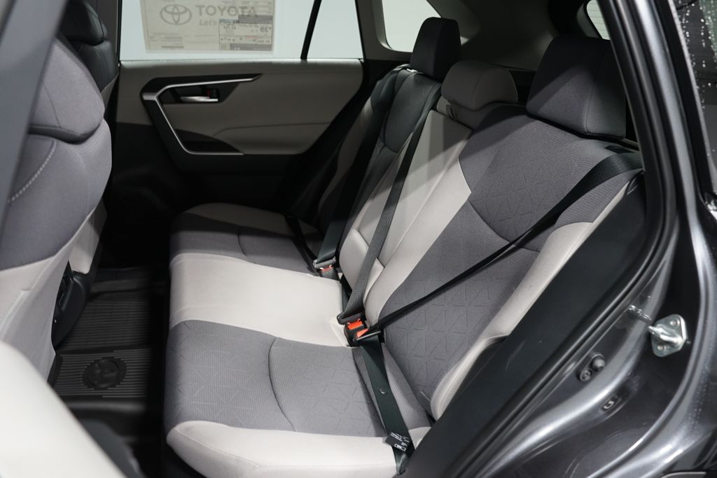 Thumbnail: 2025 Toyota RAV4 - 29