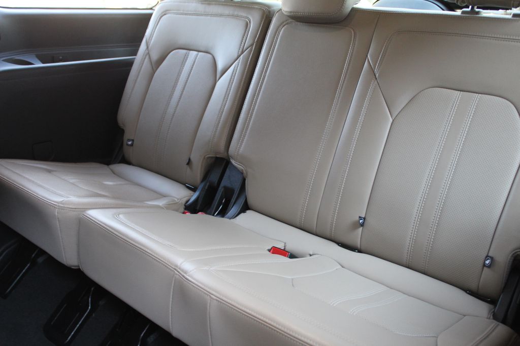 Used 2024 Black Ford Limited image 24