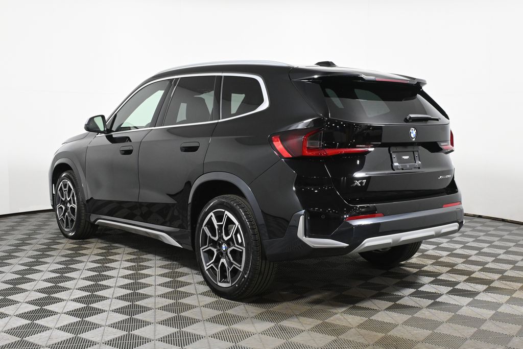 Thumbnail: 2023 BMW X1 - 5