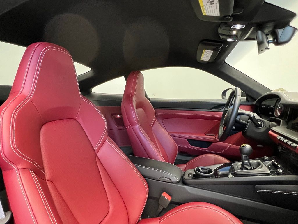 Thumbnail: 2022 Porsche 911 - 18