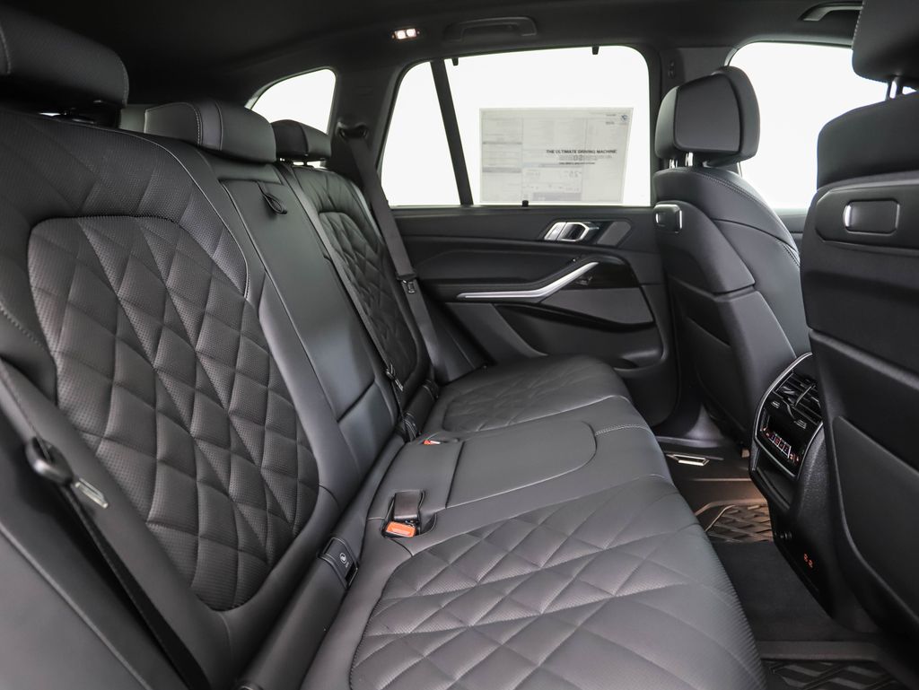 Thumbnail: 2026 BMW X5 - 27