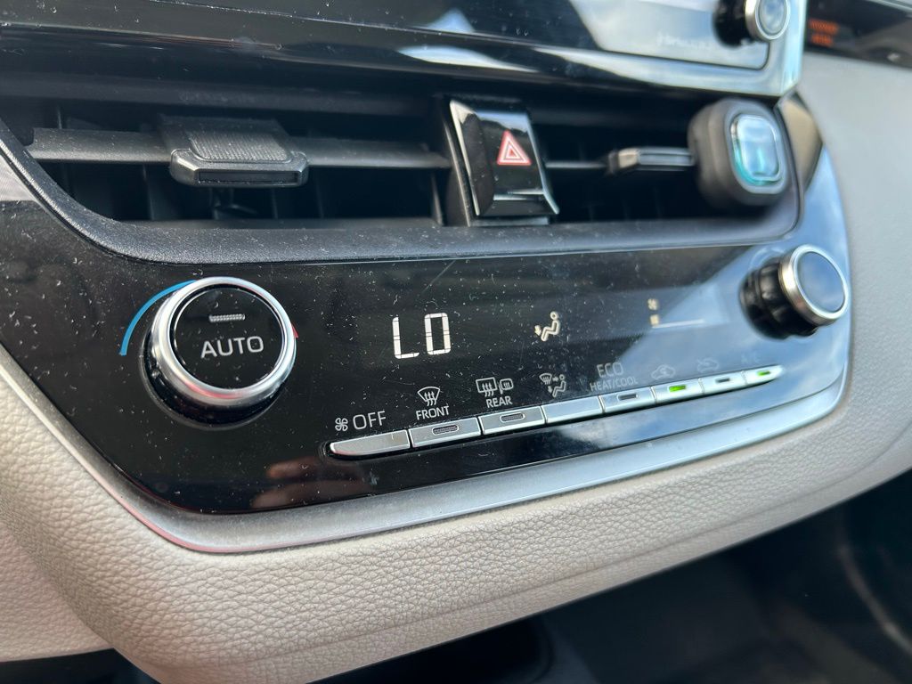 Thumbnail: 2021 Toyota Corolla - 19