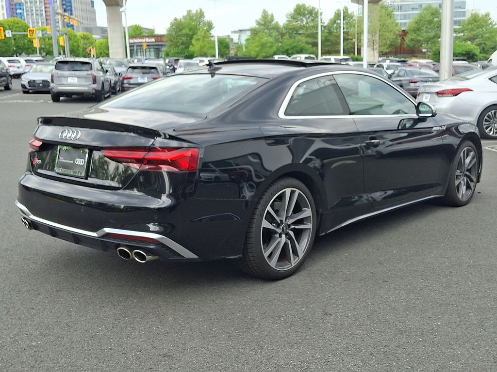 Thumbnail: 2022 Audi S5 - 4