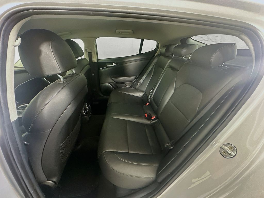 Thumbnail: 2018 Kia Stinger - 23