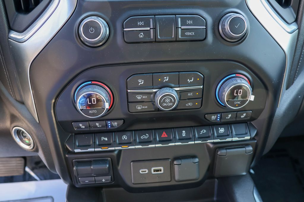 2021 Chevrolet Silverado 1500 LTZ 26