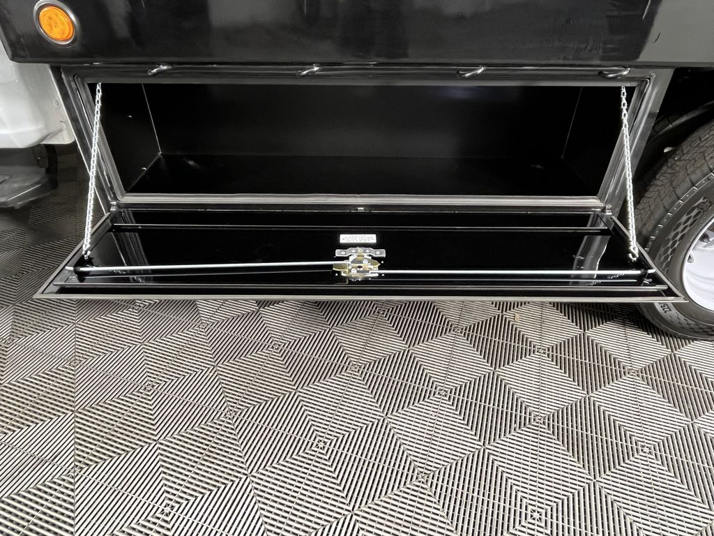 2024 Ford F-550 Regular Cab DRW 4WD Scelzi Flatbed Truck for sale #9F0377 - photo 18