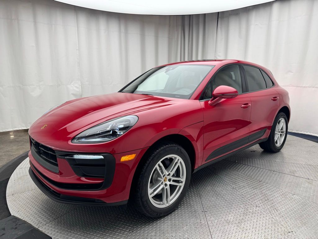 Thumbnail: 2025 Porsche Macan - 13