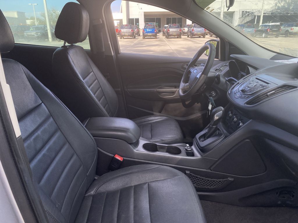 2014 Ford Escape S photo