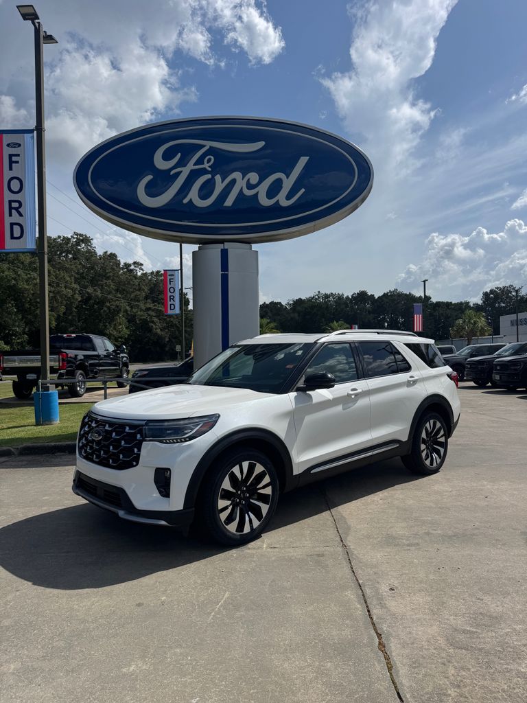 White Metallic 2025 Ford Explorer SUV / Crossover All-Wheel Drive Automatic
