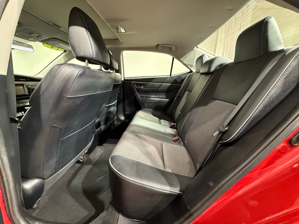 Thumbnail: 2014 Toyota Corolla - 18