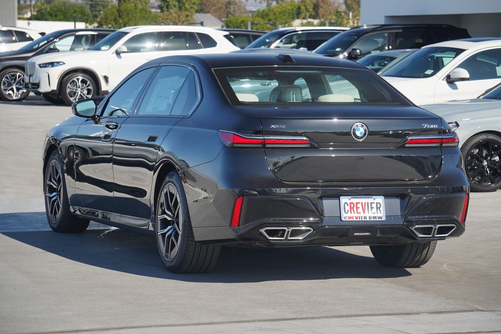 2024 BMW 7 Series 760i xDrive 7