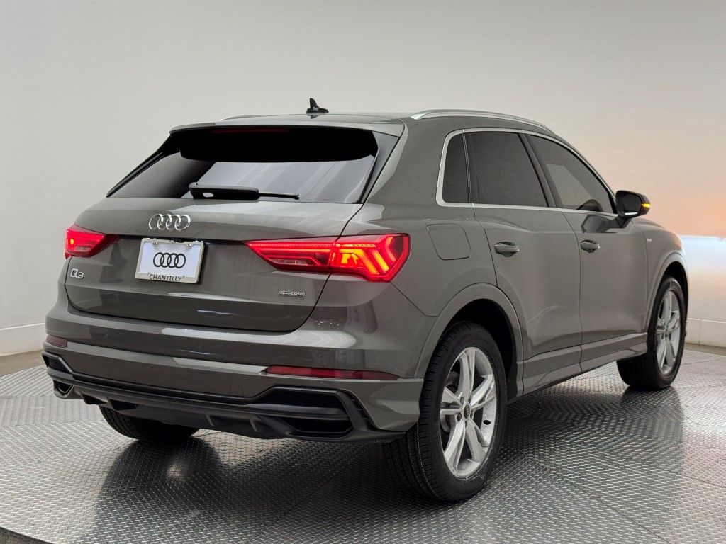 2022 Audi Q3 Premium Plus 9