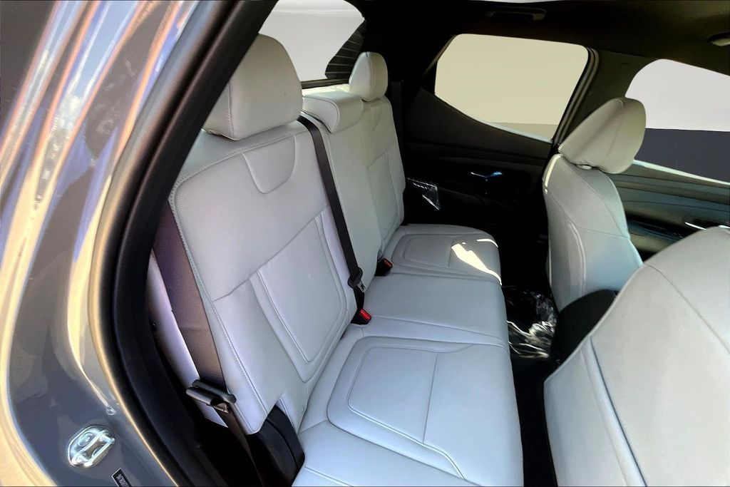 New 2026 Gray Hyundai SEL image 9