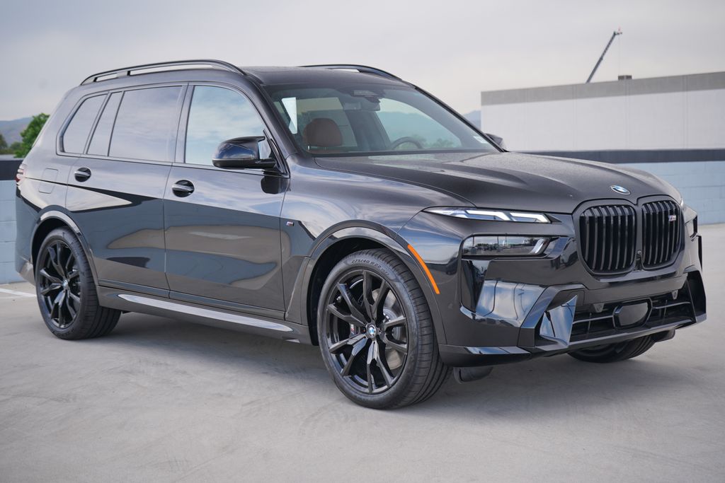 Thumbnail: 2026 BMW X7 - 3