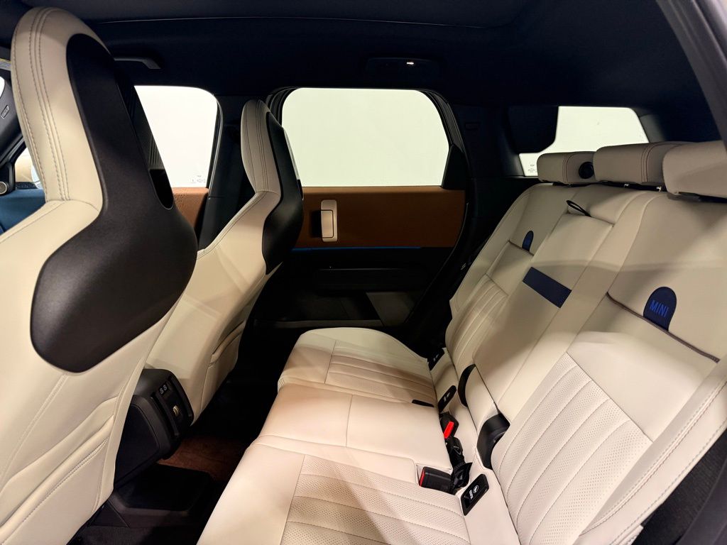 Thumbnail: 2025 MINI Cooper Countryman - 21