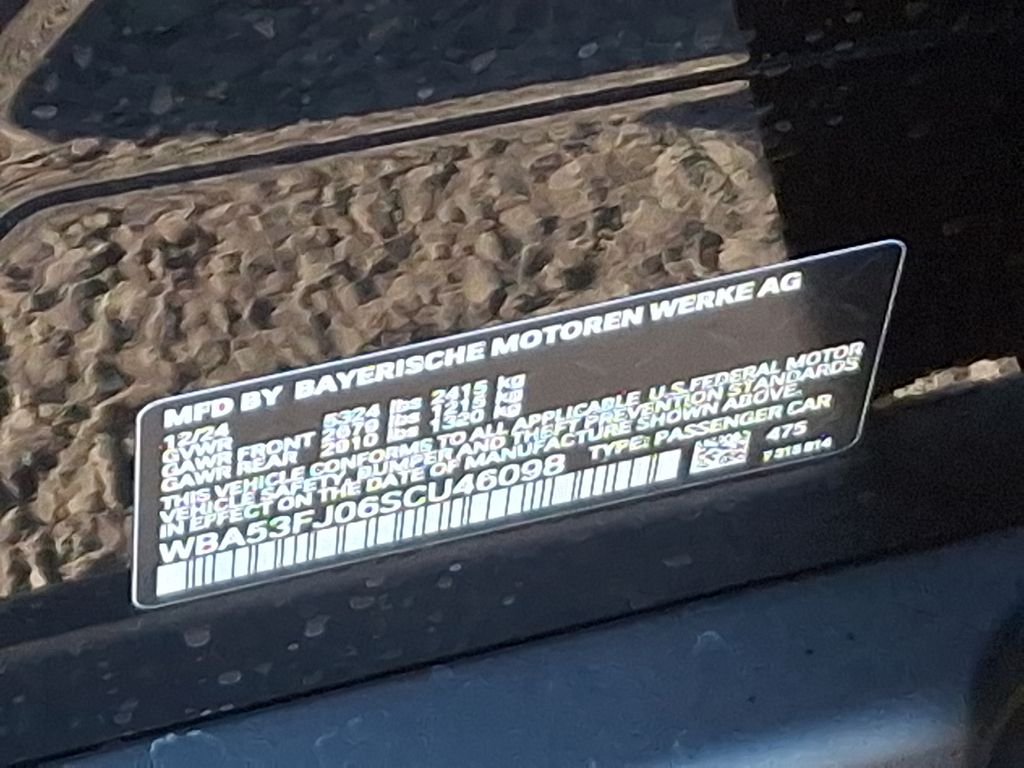 2025 BMW 5 Series 530i xDrive 10
