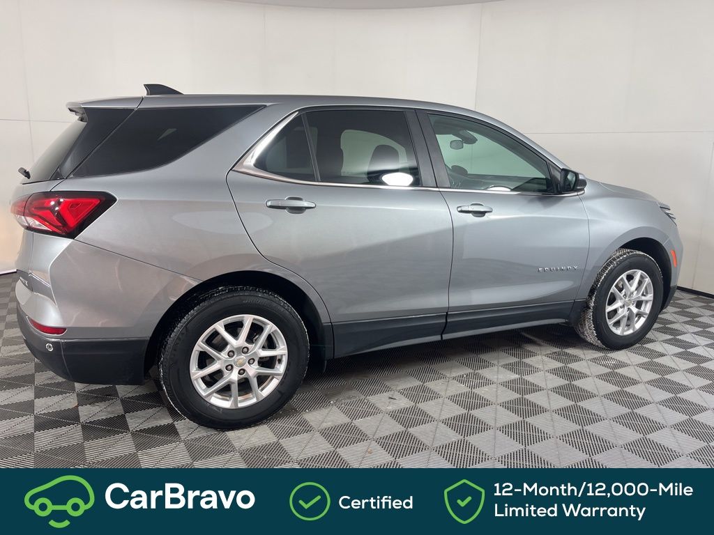 View vehicle photo 4