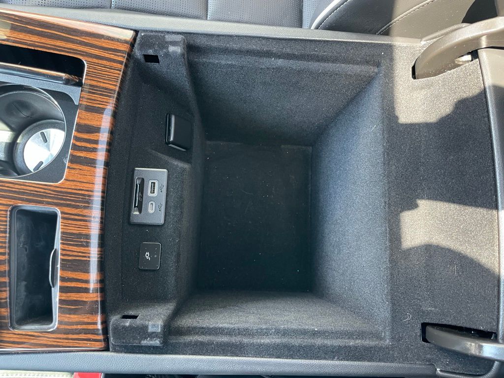 2022 Cadillac Escalade Premium Luxury 20