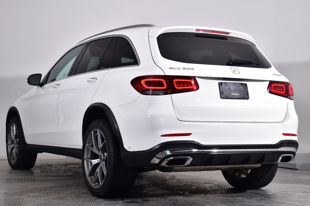 Thumbnail: 2022 Mercedes-Benz GLC - 3