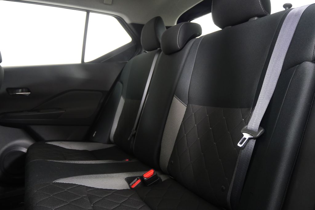 Thumbnail: 2020 Nissan Kicks - 12