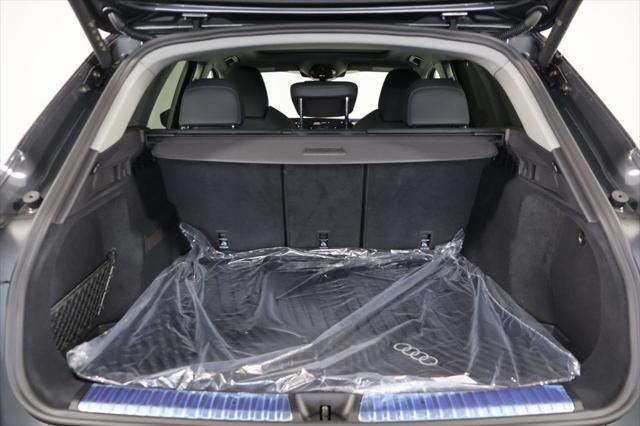 Thumbnail: 2025 Audi Q5 - 8