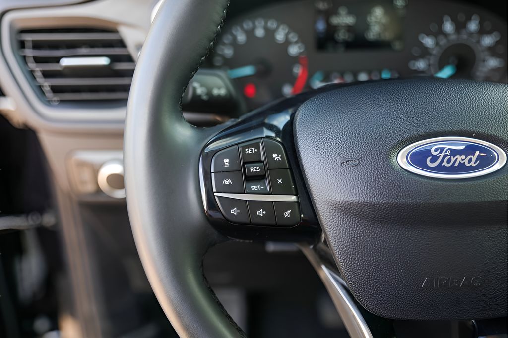 Used Car 2022 Ford Escape  Se For Sale Under $20,000 In Austin, Texas