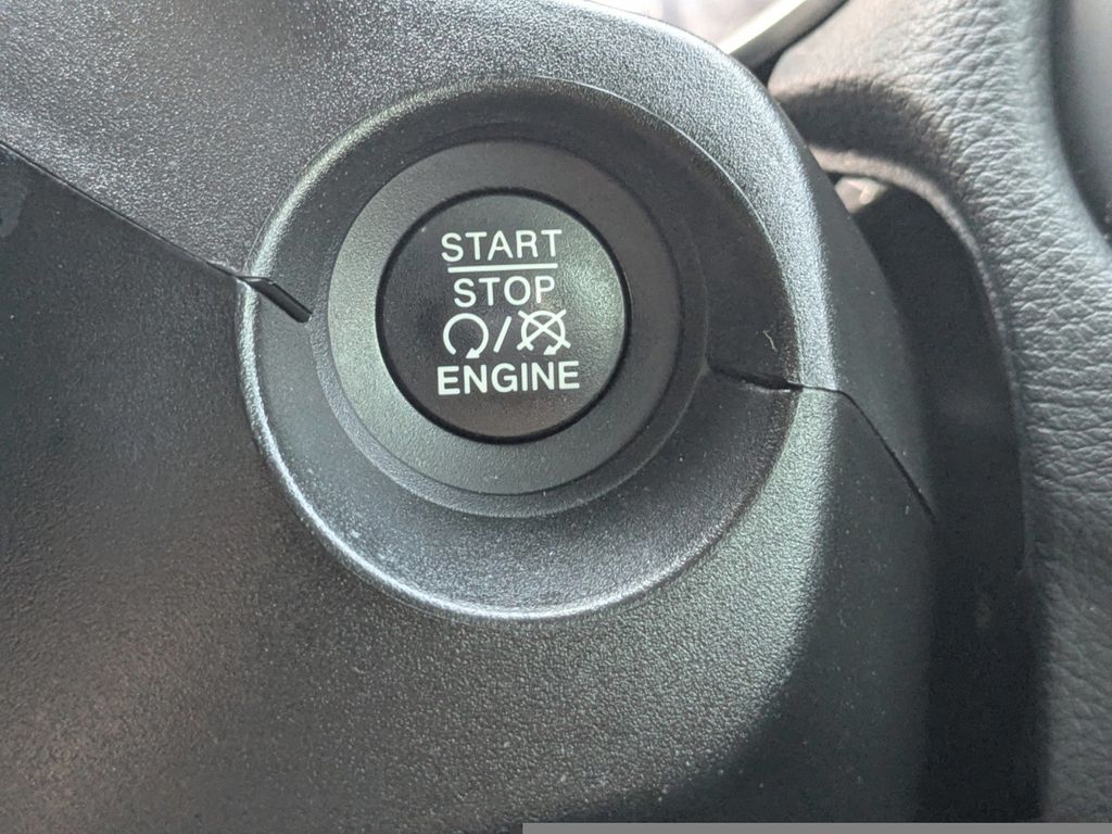 2020 Jeep Compass Latitude FWD
