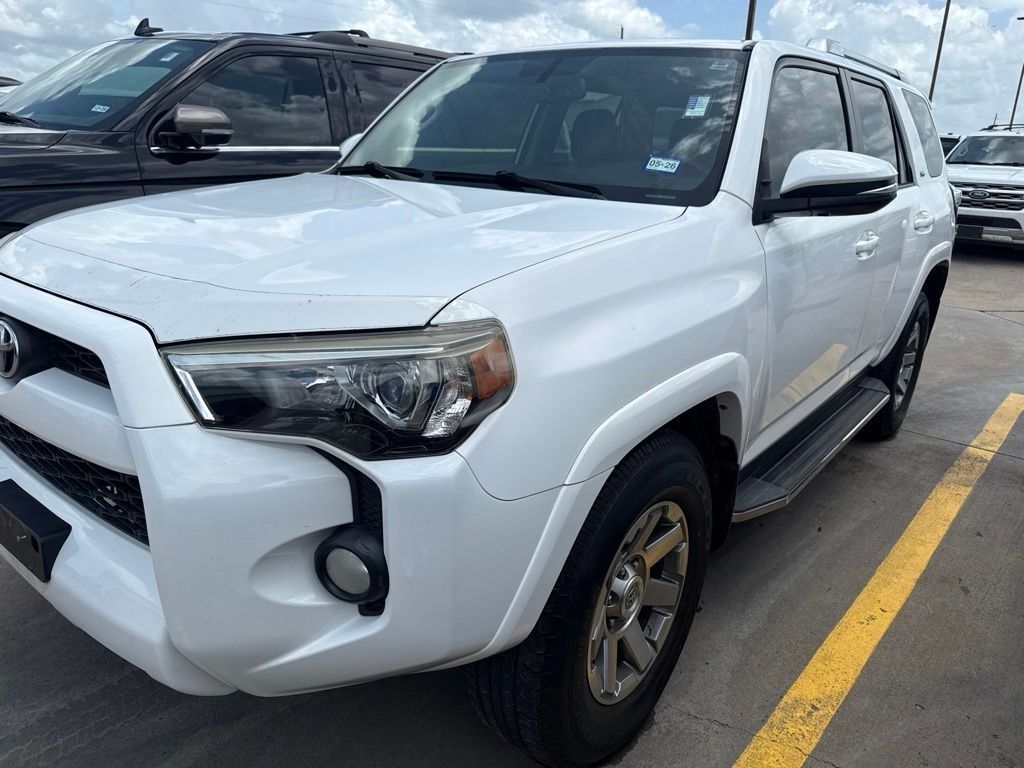 Super White 2016 Toyota 4Runner SR5 Premium SUV / Crossover 4X2 5-Speed Automatic Overdrive