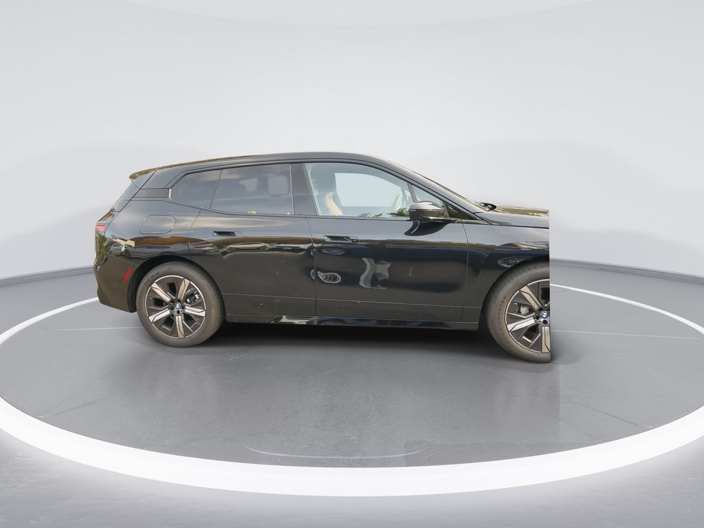 Thumbnail: 2026 BMW iX - 9