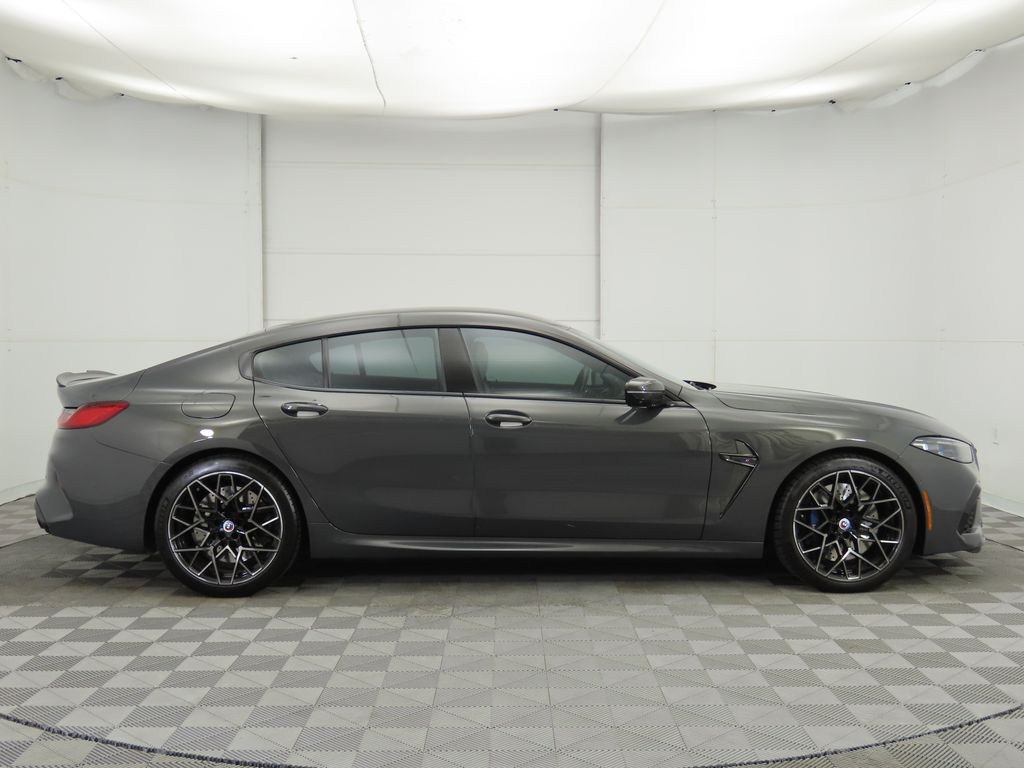 Thumbnail: 2023 BMW M8 - 4