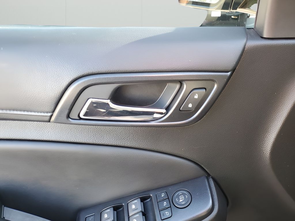 Used Car 2018 Chevrolet Tahoe  Lt For Sale Under $30,000 In Austin, Texas