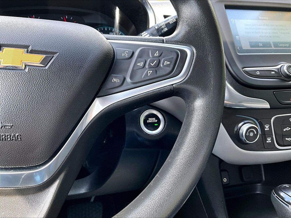 2018 Chevrolet Equinox — photo 23