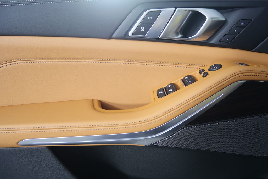 Thumbnail: 2026 BMW X5 - 9