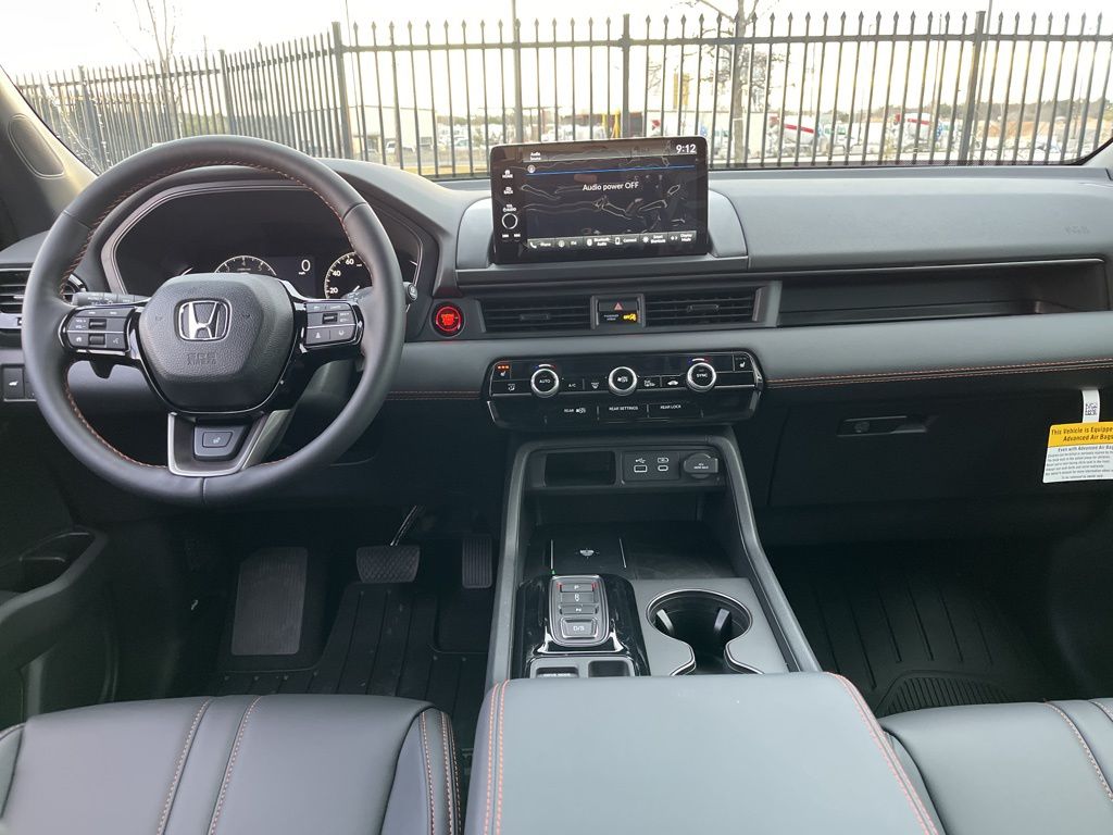 Thumbnail: 2025 Honda Pilot - 9